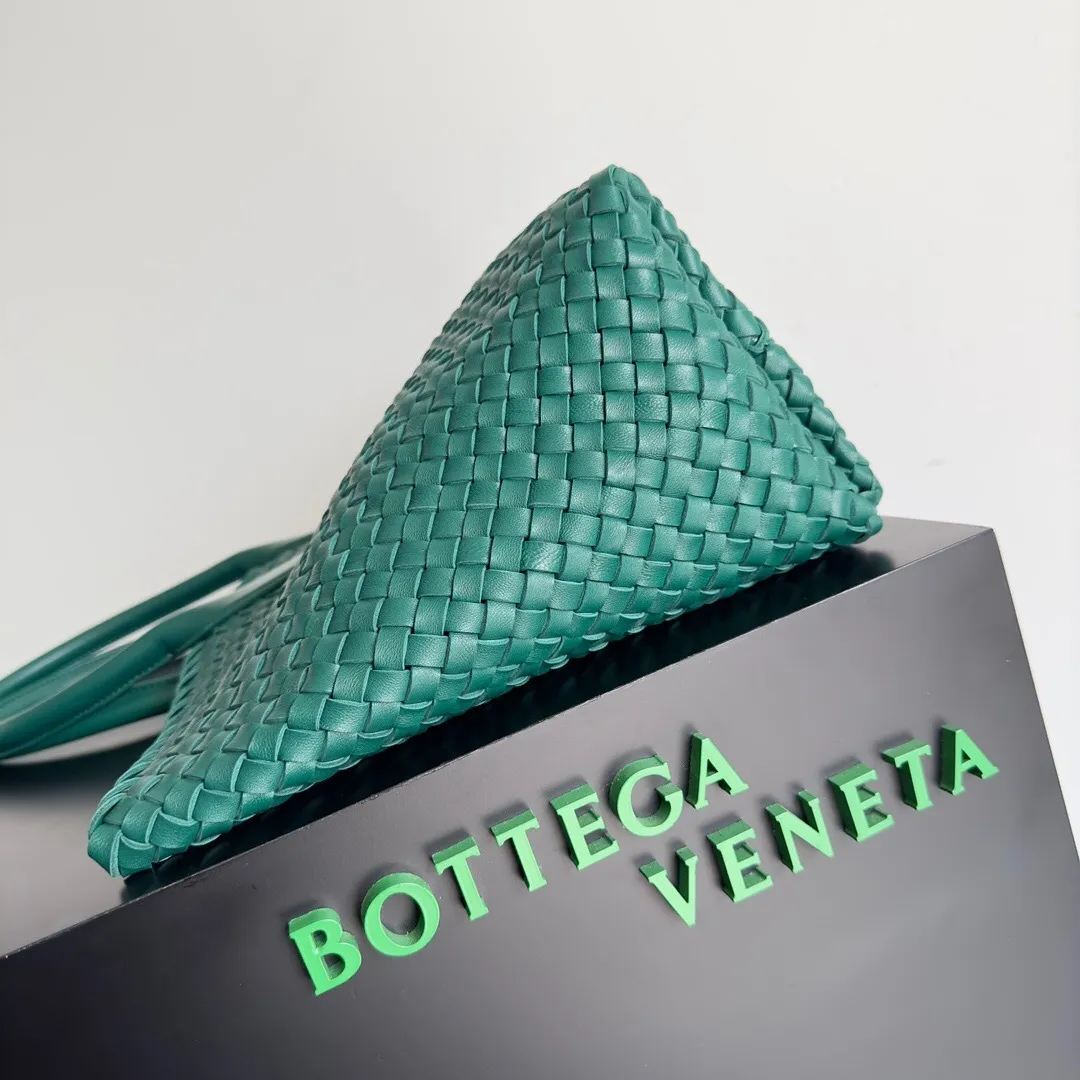 All categories 💚 Authentic bags 💚 BV 2025 new BV handbags